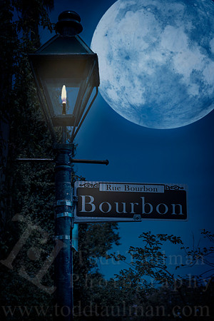BourbonMoon_7890
